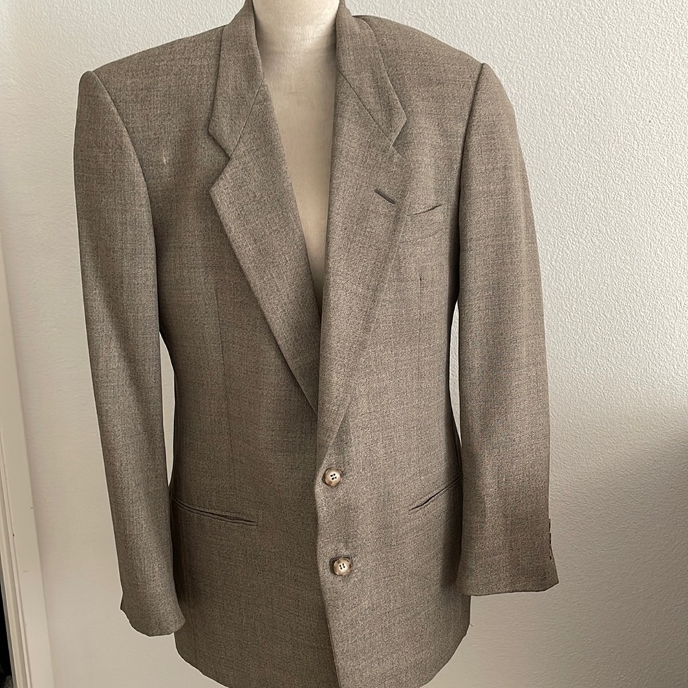 Pierre Cardin men’s vintage blazer 2 button closer satin lining